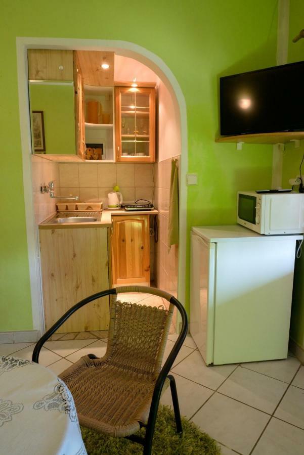 Apartmán pri zámočku Bešeňová Exterior foto
